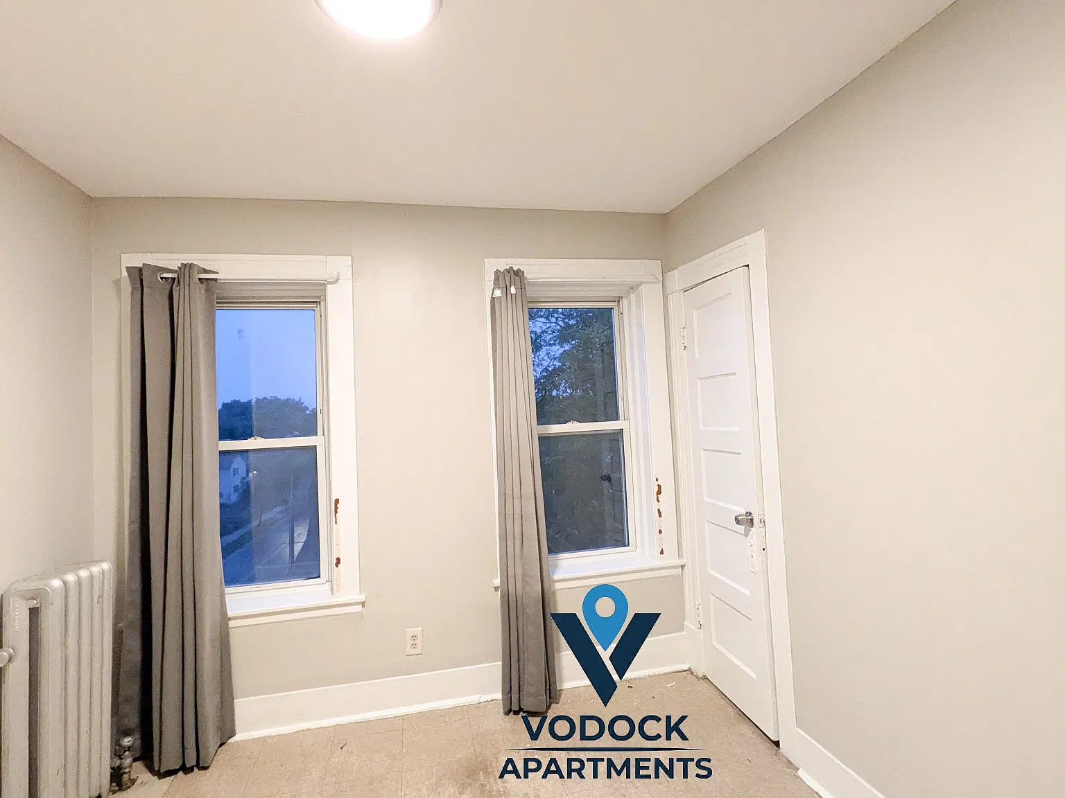 3 bed, 1000 sqft, $1,900 — Photo 3