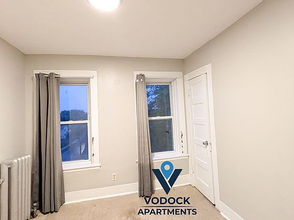 3rd image of 529 Union St APT 4L