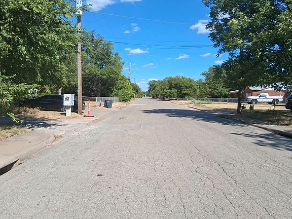 5th image of 3143 Jacqueline Rd