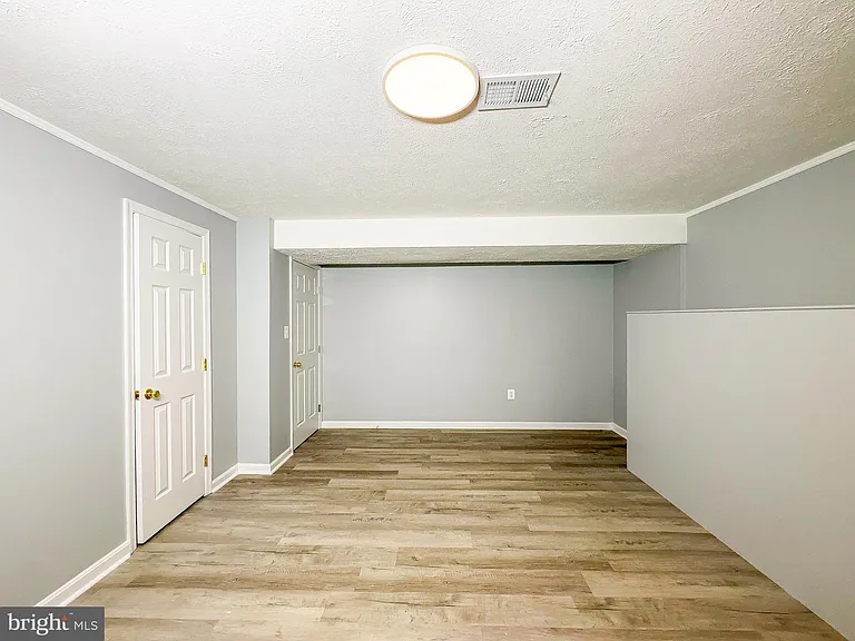 9206 Lorelei Ct — Photo 44