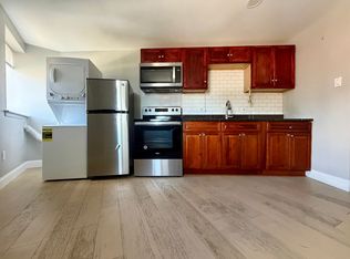 2626 S Watts St, Philadelphia, PA 19148