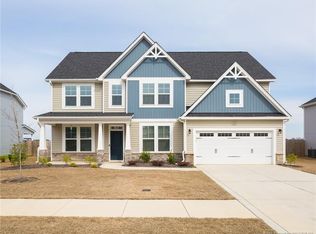 305 Walton Heath Dr, Raeford, NC 28376