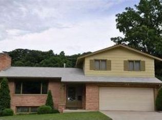 1645 11th Ave NE, Rochester, MN 55906