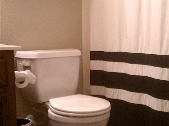 5th image of 2698 Lindbergh Ln