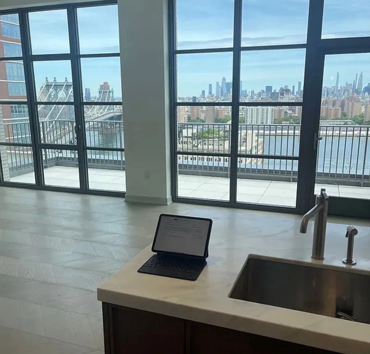115 York Street — Photo 1