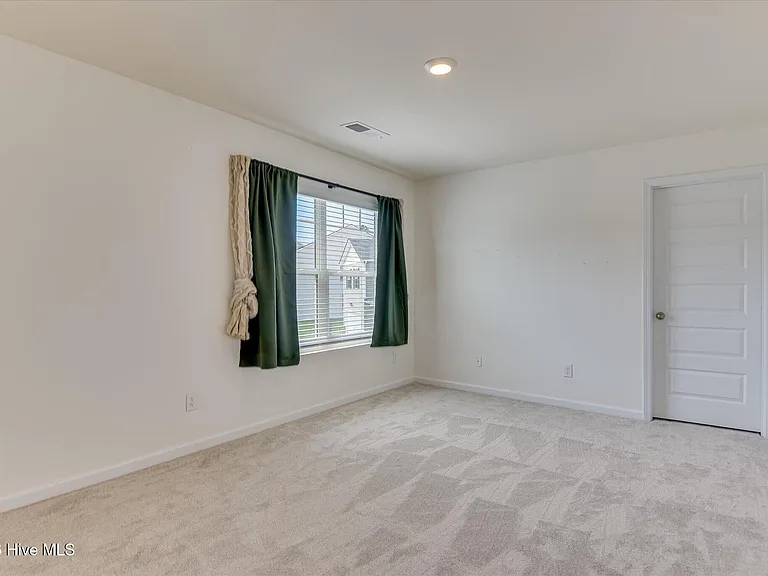 1147 Sims Dr — Photo 43
