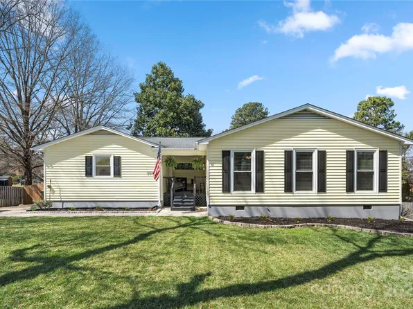 2413 Hoffman St, Gastonia, NC 28054