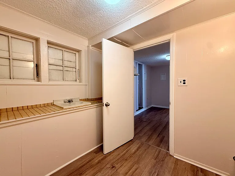 26-28 E Pine St. — Photo 11