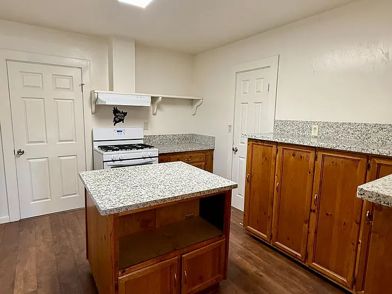 1570 Nord Ave — Photo 21