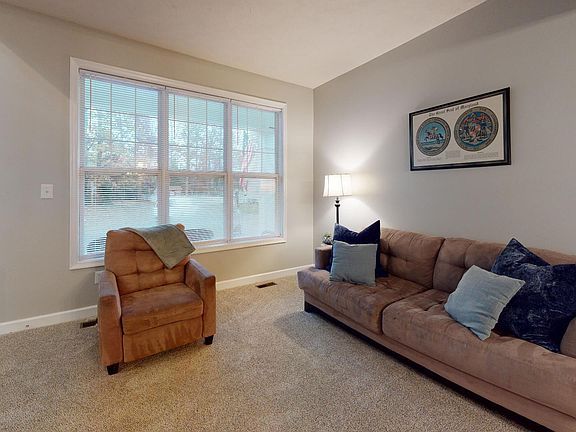 5th image of 41560 Singletree Dr