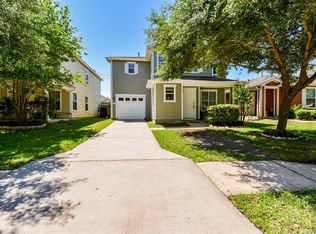 10034 Victoria Chase Ln, Houston, TX 77075