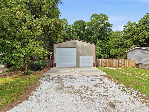 5th image of 3033 Princess Pond Rd