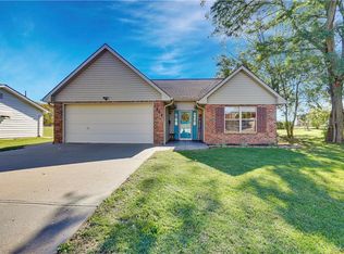 1208 SW Eugene St, Blue Springs, MO 64015