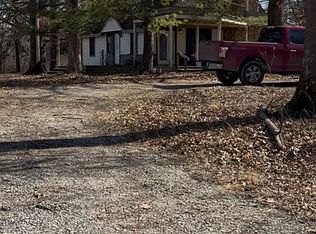 146 Wagon Wheel Rd, Carbondale, IL 62902