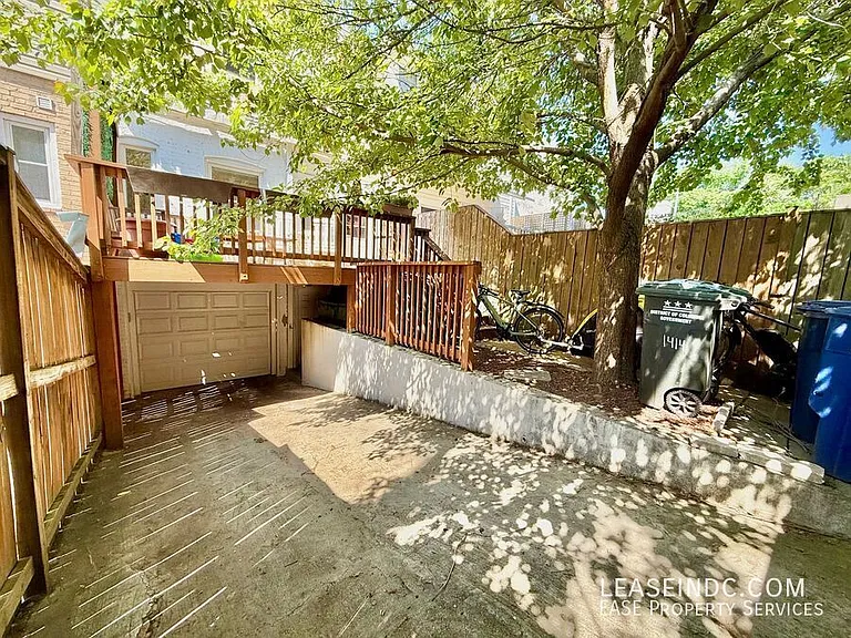1414 Oak St NW — Photo 34
