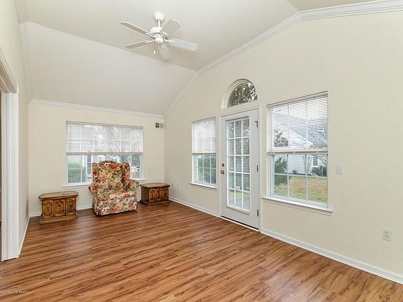 5th image of 2930 Rock Hill Ln