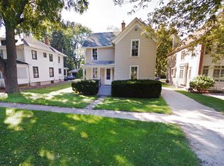 331 N Wright St, Naperville, IL 60540