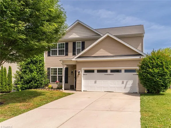 2605 Macdougall Dr, Burlington, NC 27217