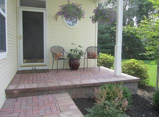 20 Burton Cir, Princeton, NJ 08540