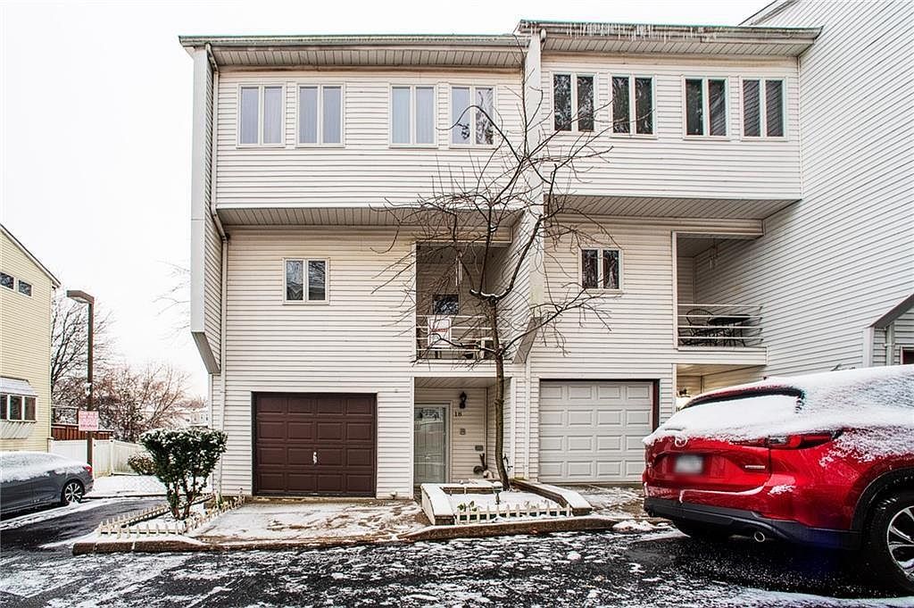 18 Grasmere Ct, Staten Island, NY 10305 Zillow