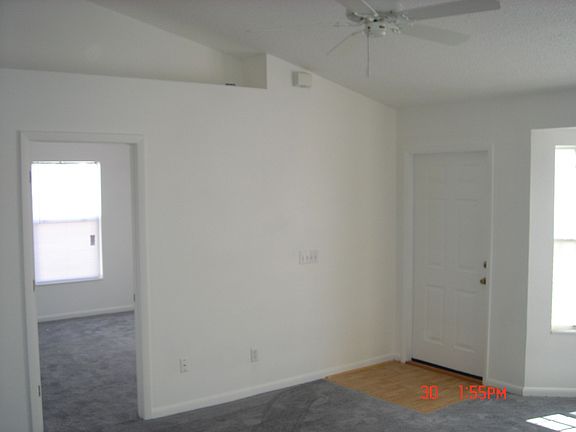 5th image of 616 E Grand Hwy