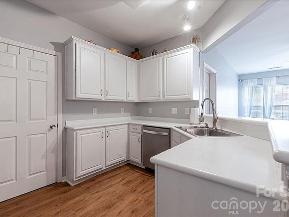 4th image of 14941 Santa Lucia Dr