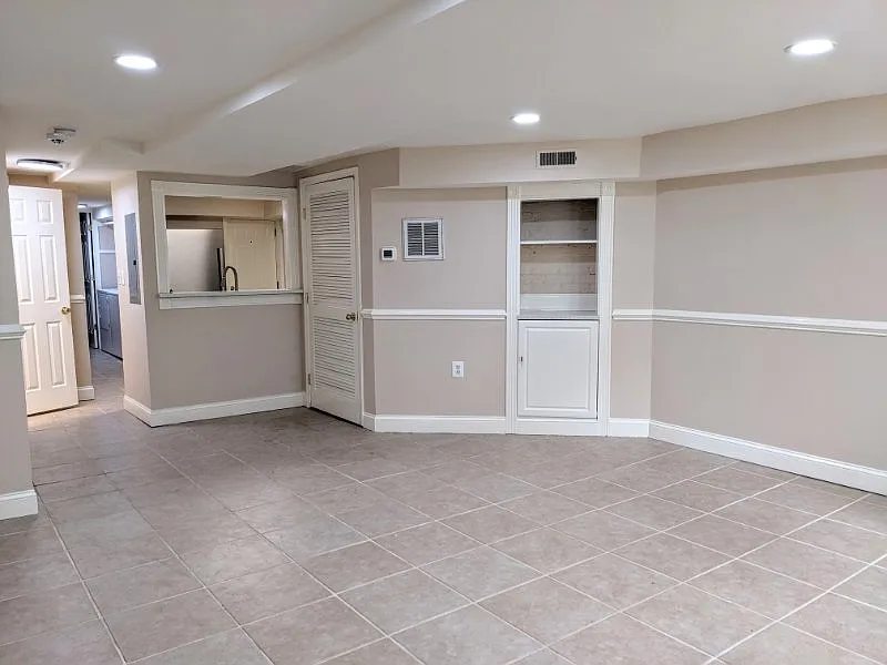 1 bed, 1.5 bath, $1,960 — Photo 4