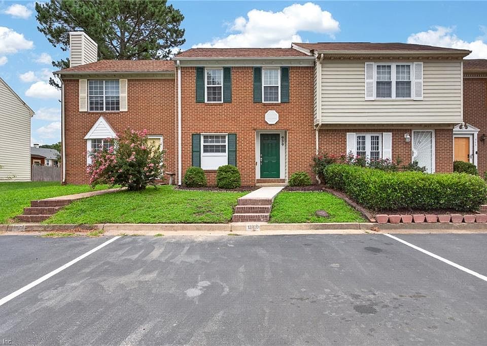 1st image of 939 Still Harbor Cir