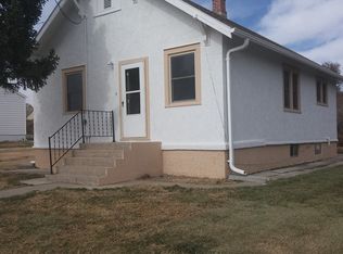 802 Wyoming St, Culbertson, NE 69024