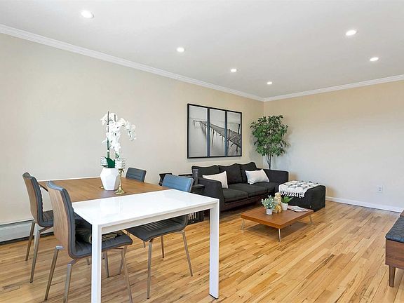 4th image of 43U Madison Park Gdns