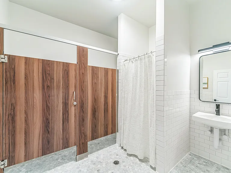 Middletown Ridge Apartments — Photo 38