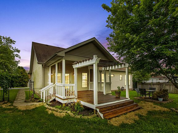 5th image of 509 Oak Mont Dr