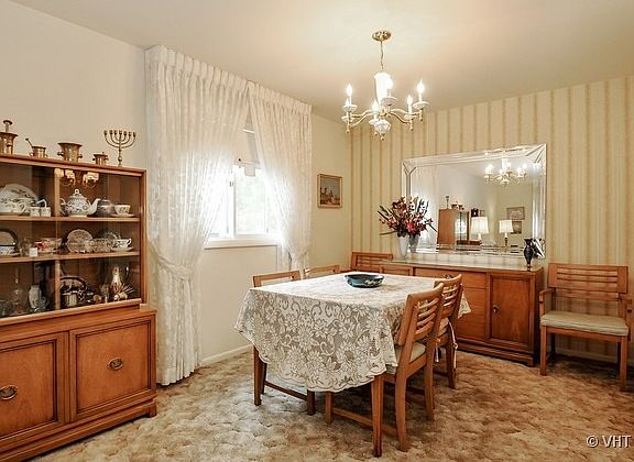 4th image of 826 W Arquilla Dr