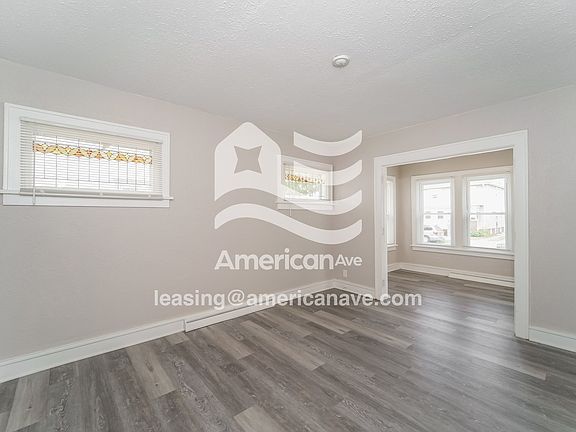539130_005_wm_-_living_room_12931638.jpg