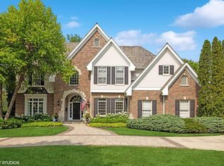 736 McKinley Ln, Hinsdale, IL 60521