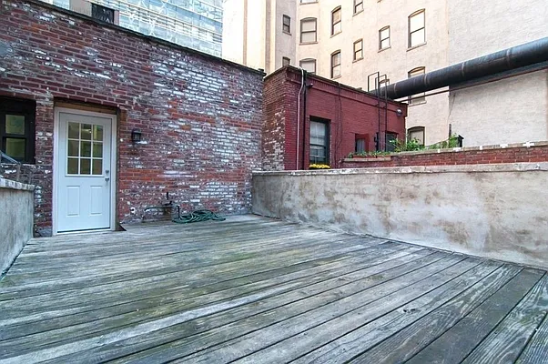 Rented by REAL New York | media 12