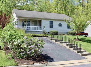 425 Kirby Ave, Waynesboro, VA 22980