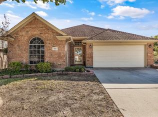 8762 Saranac Trl, Fort Worth, TX 76118