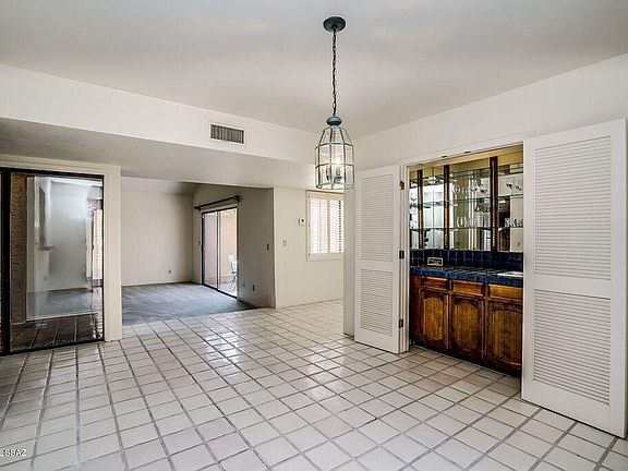 5th image of 5001 N Regency Ci Cir E