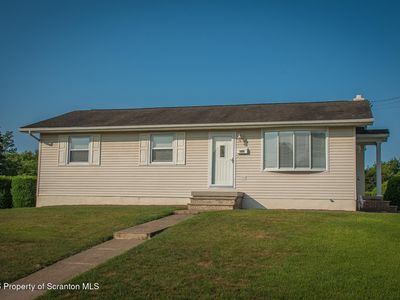 1003 Willow St, Peckville, PA, 18452