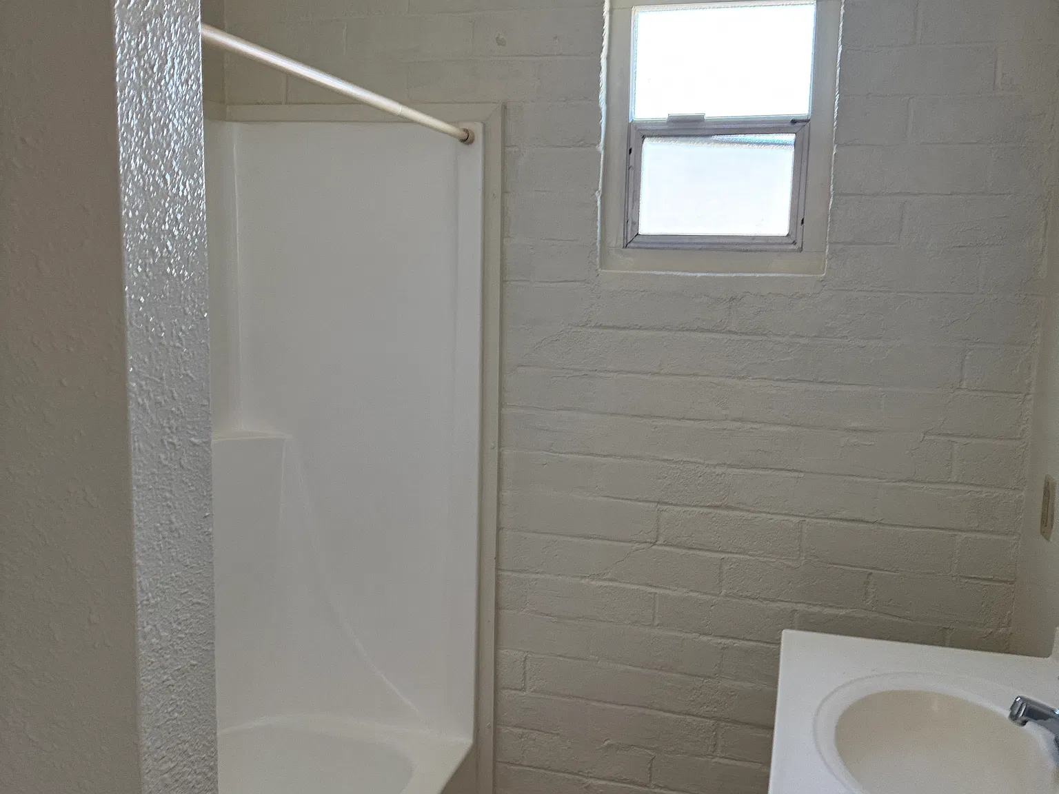 Studio, 350 sqft, $1,350 — Photo 4