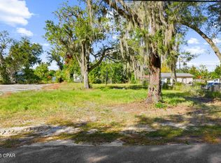 4925 E 2nd St, Panama City, FL 32404