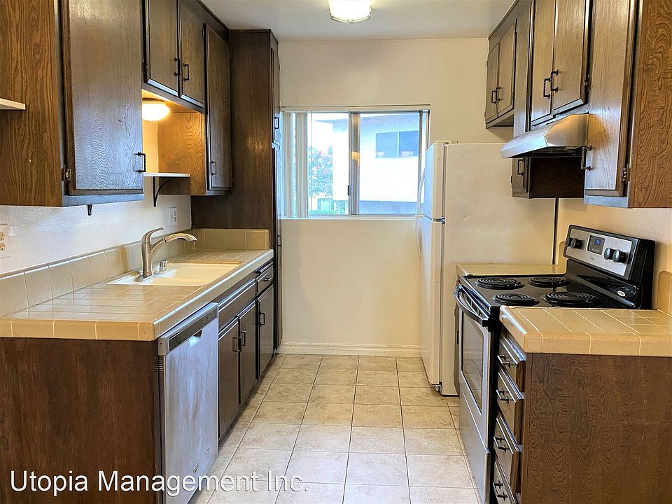 1st image of 8220 Vincetta Dr Unit 38