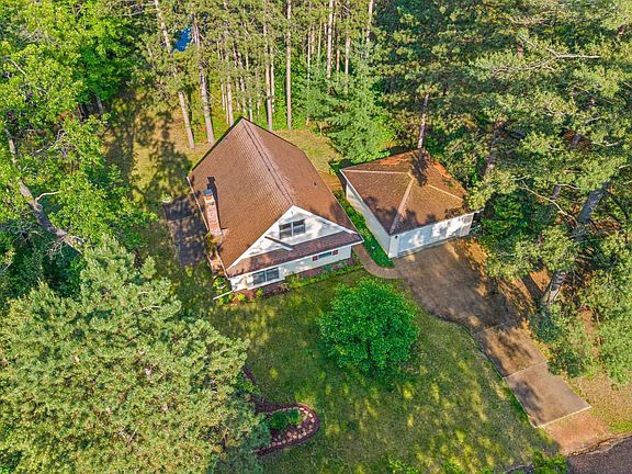 3rd image of 389 White Horse Ct