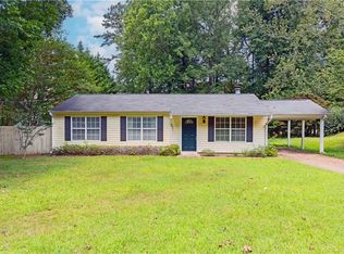532 Saddlewood Dr, Lawrenceville, GA 30043