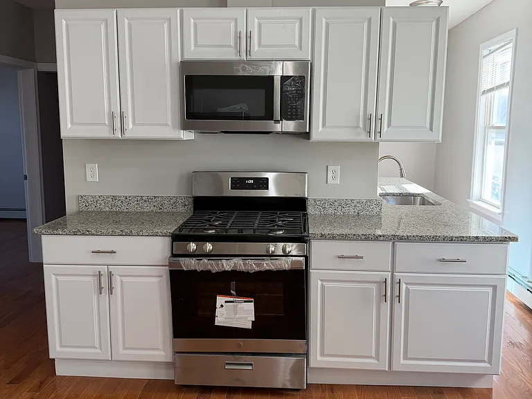 597 Millbury St #2 — Photo 2
