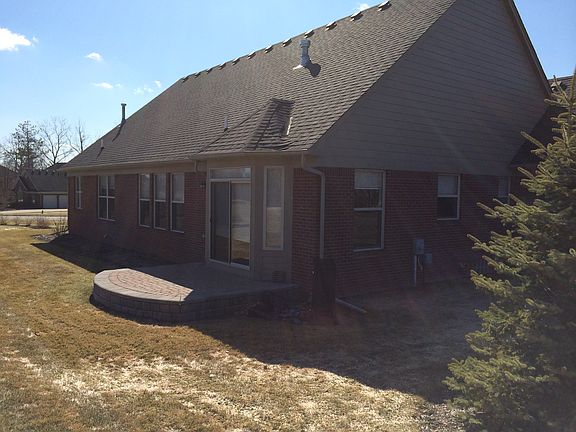 3rd image of 1825 Royal Birkdale Dr