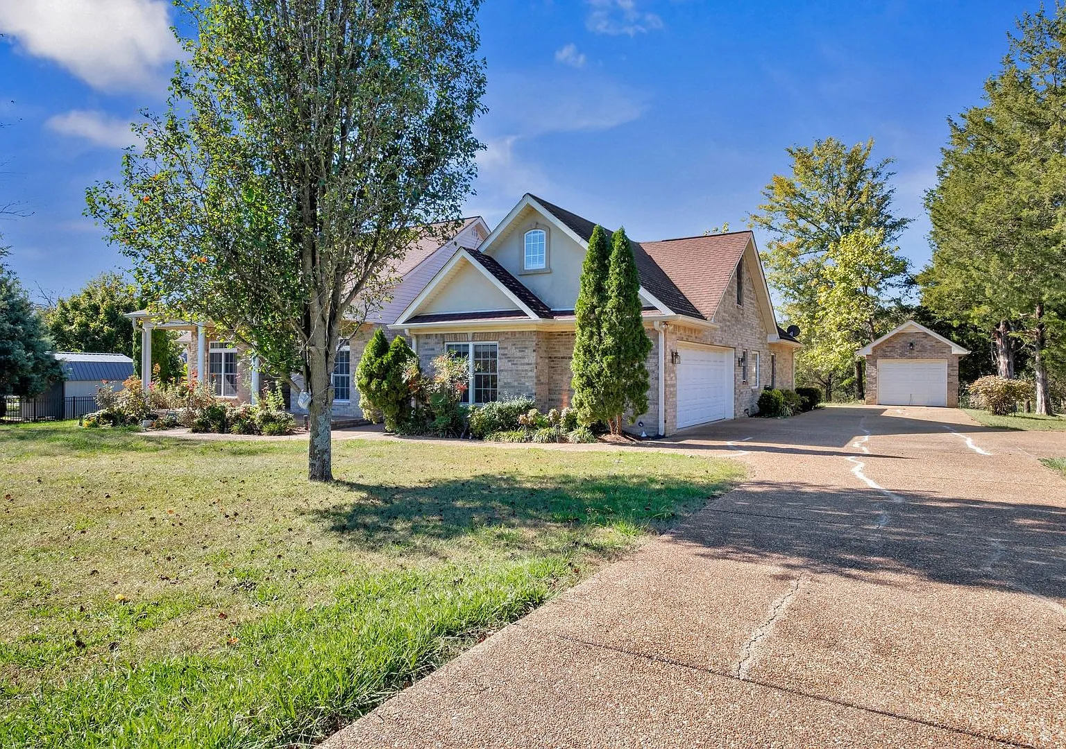 For Lease- 3 Bedroom Single-Family Home! — Photo 3
