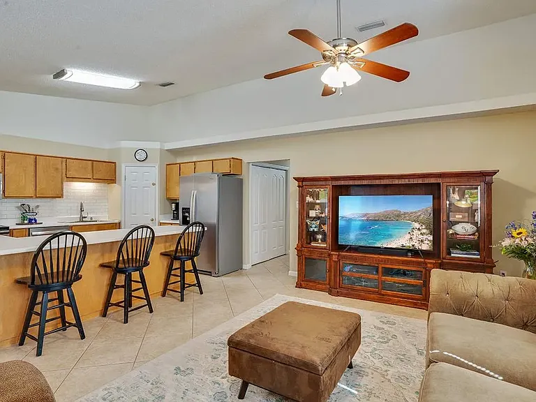 3498 Chatelaine Ct — Photo 5