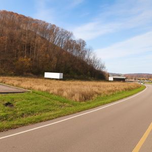 1 Starfire Hl, Paintsville, KY, 41240